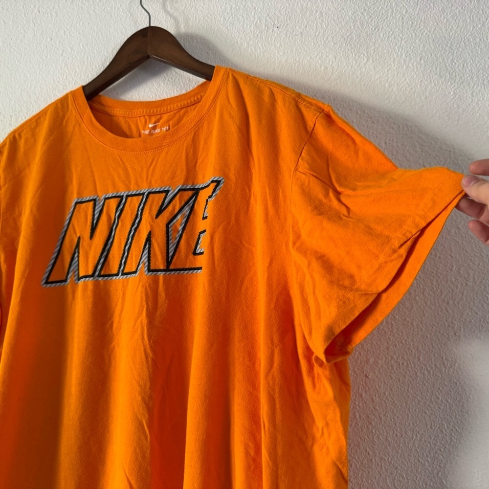 The Nike Tee Retro Big Logo T-shirt 90s Fashion Streetwear XXL Casual Sporty - Picture 2 of 9